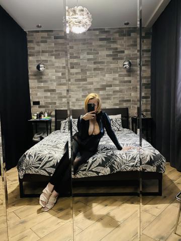 индивидуалка проститутка Омска