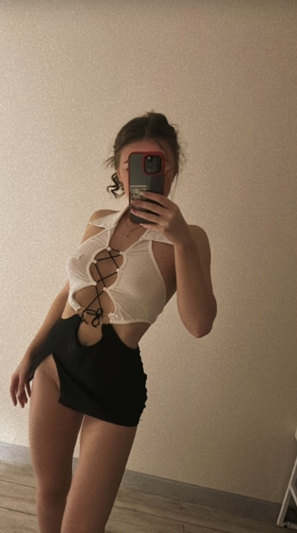 Яна : проститутки индивидуалки в Омске