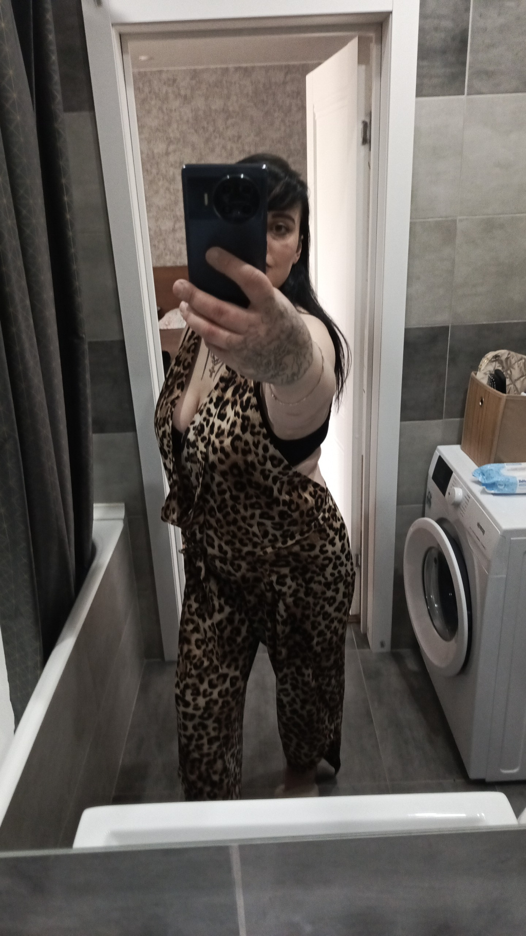 Эрика: проститутки индивидуалки в Омске