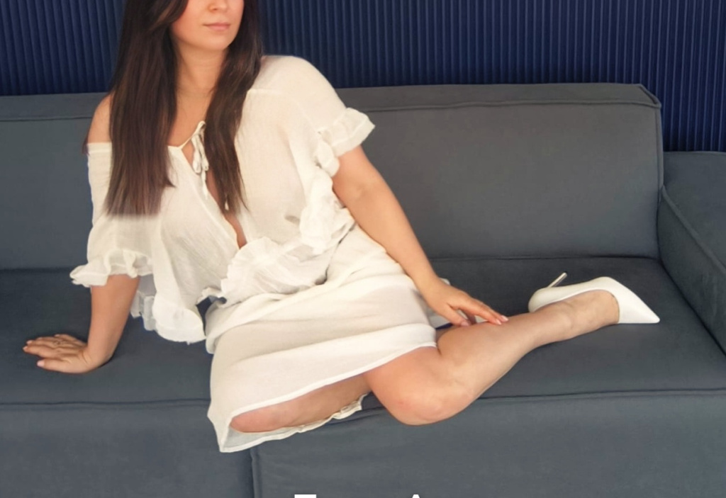 Николь: проститутки индивидуалки в Омске